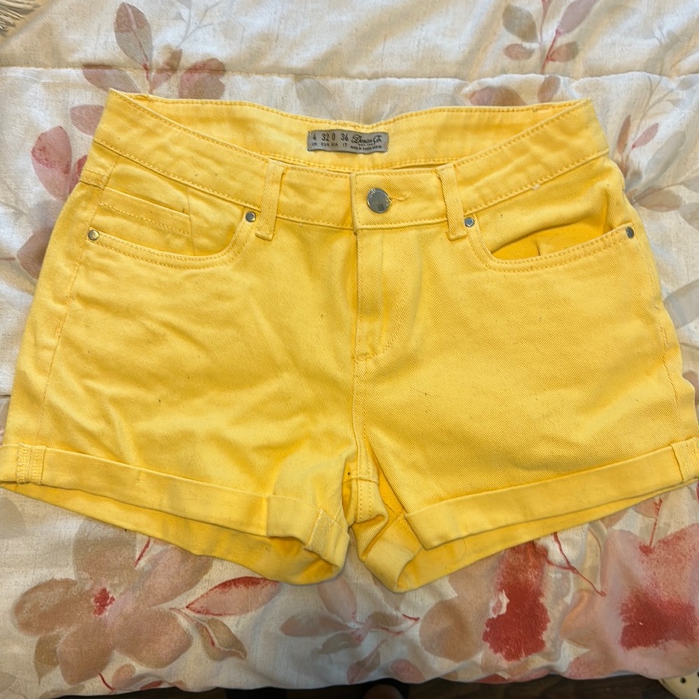 Women’s Jean Shorts